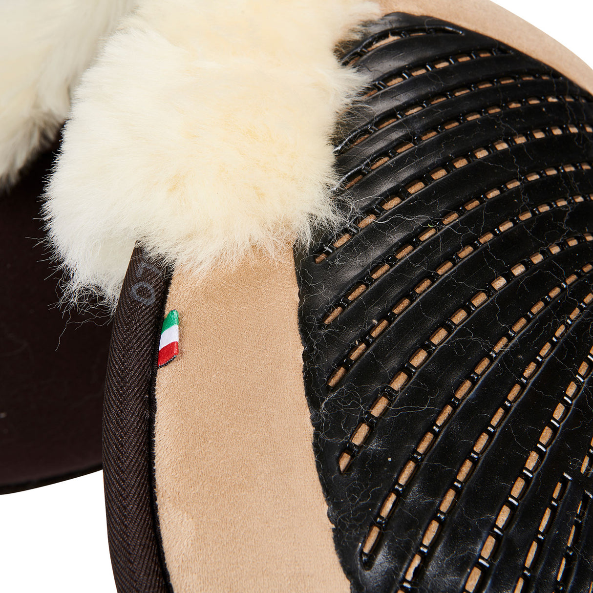 Acavallo Pad Mf-S Jccs-S Cw-Cs Suede Cut-Out Sheepskin Gel Grip Flat
#colour_biege-natural