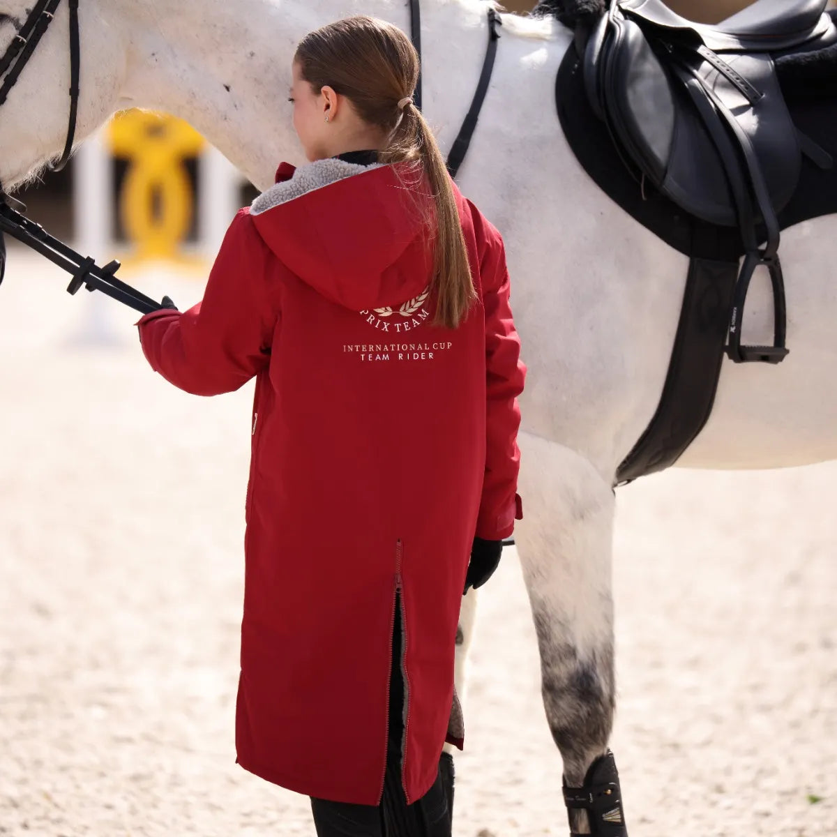 Shires Aubrion Team All Weather Young Rider Robe #colour_red