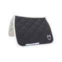 Dressage saddle pad with diamond quilting