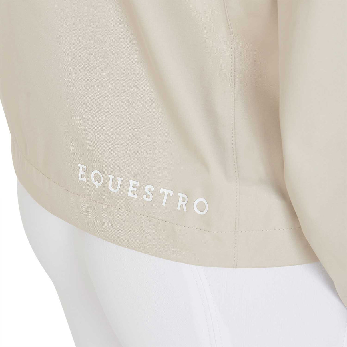 Women's three-layer technical raincoat