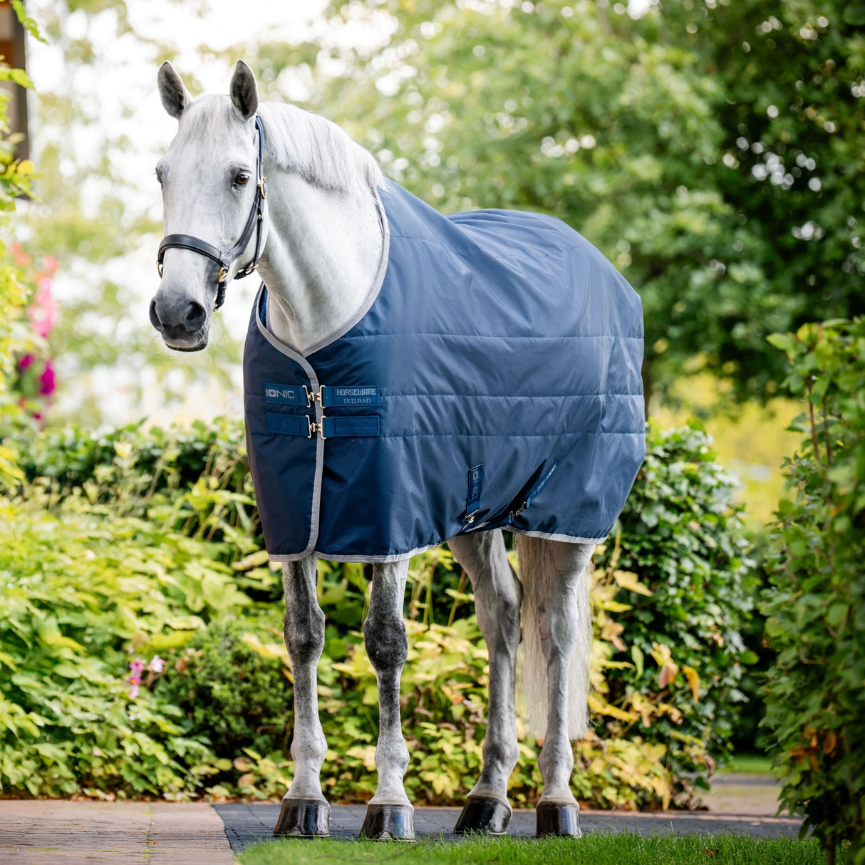 Horseware Ireland Ionic 50g Therapy Stable Rug #colour_imperial-blue-silver-navy