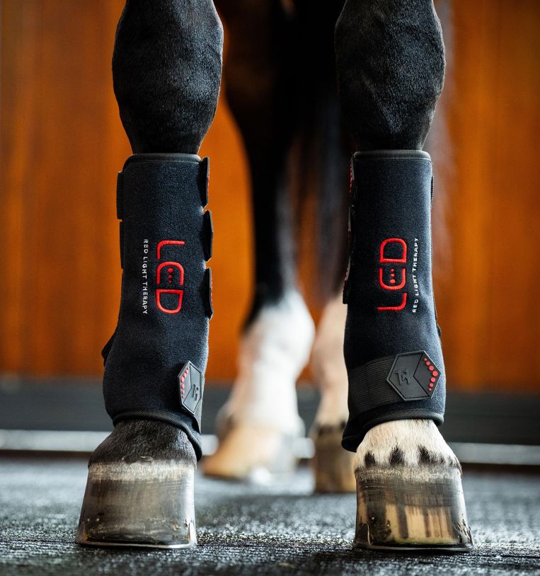 Horseware Ireland LED Red Light Therapy Leg Wrap