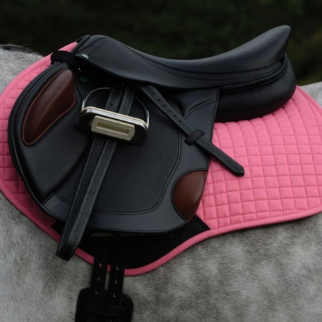 Weatherbeeta Prime Jump Saddle Pad #colour_bubblegum-pink